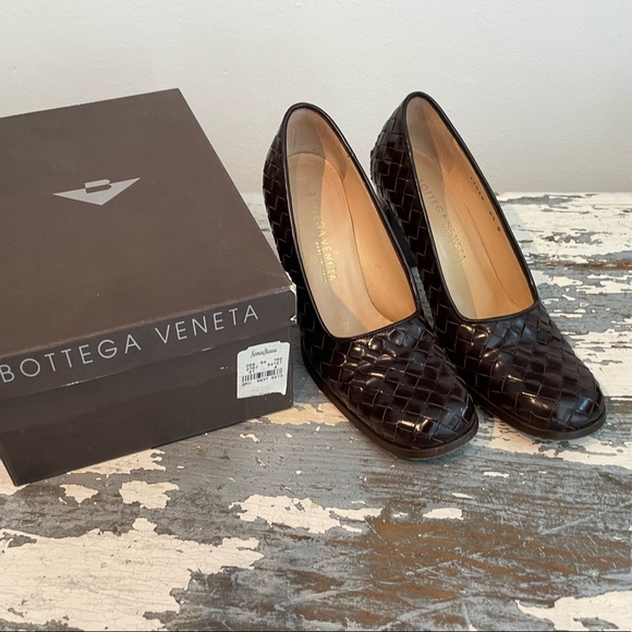 フラットシューズ BOTTEGA VENETA Woman Flat shoes Gold 827702V5FO0 8265 Bottega Veneta Flat Shoes Woman Bottega Veneta-gold